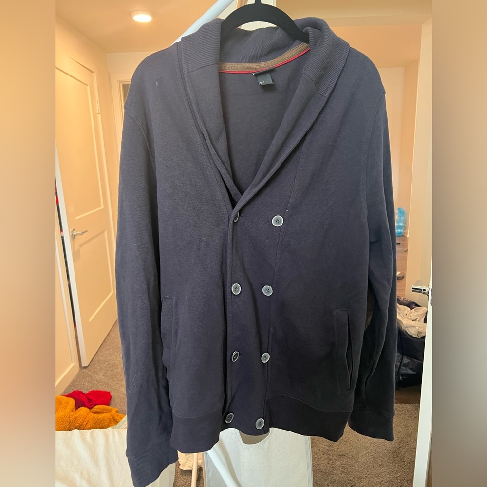 H&M Men’s Cardigan, size large.